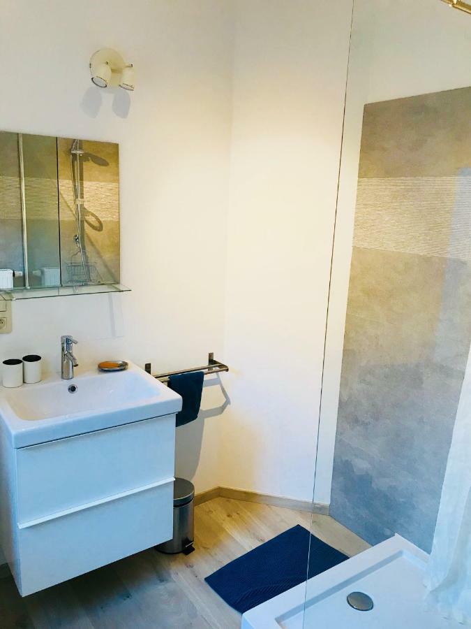 Lyves Lägenhet Liège Exteriör bild